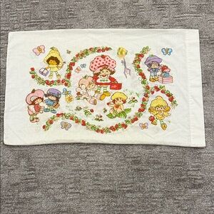 Strawberry Shortcake Vintage Regular Size Pillowcase - Multicolor Characters